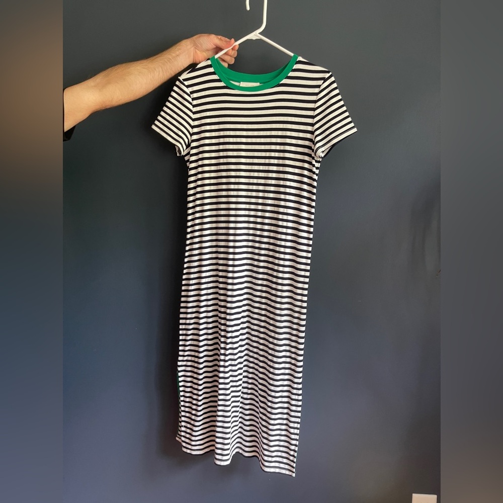 Black and White Striped Midi Dress size Medium